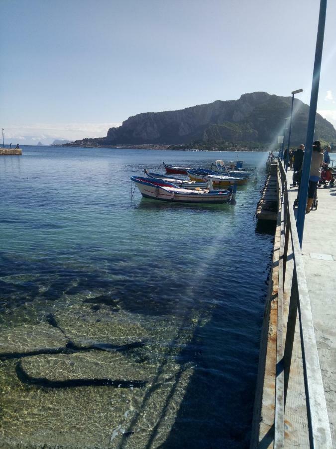 פלרמו Mondello Beach Holyday מראה חיצוני תמונה